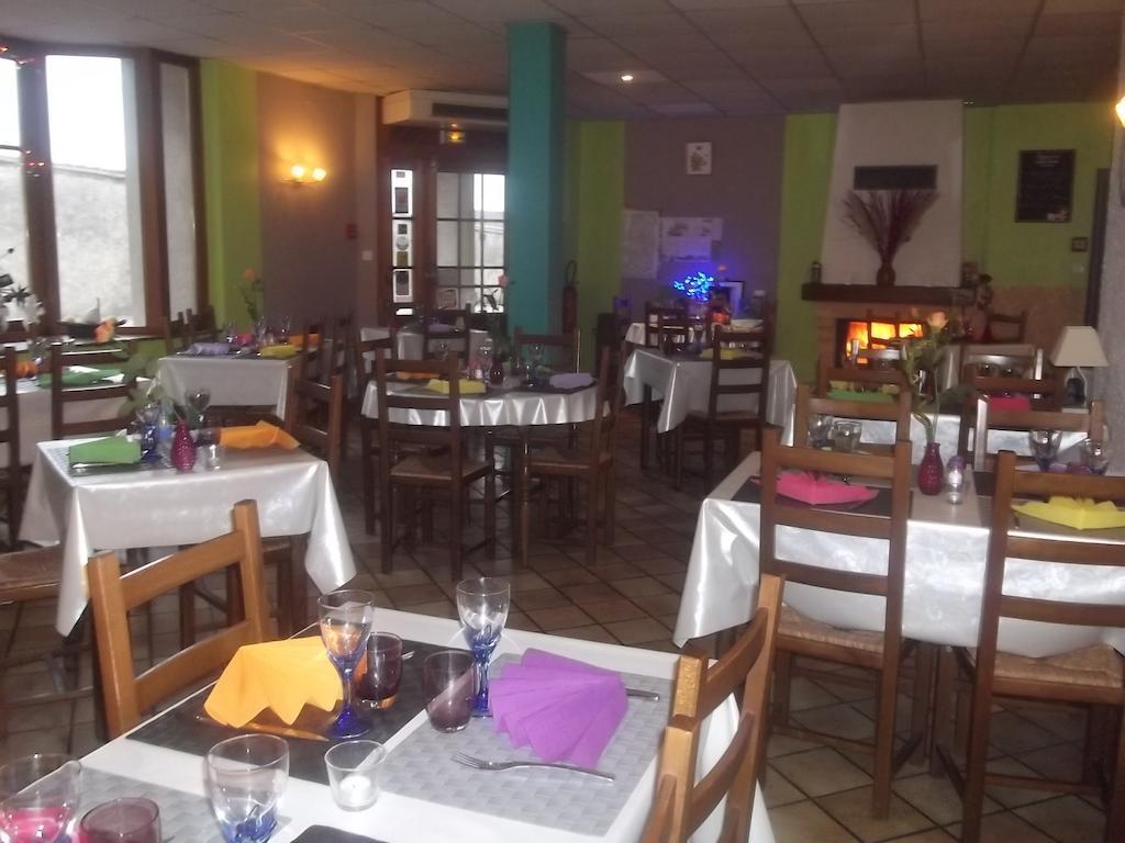 Hotel Des Cotes De Meuse Saint-Maurice-sous-les-Côtes Dış mekan fotoğraf