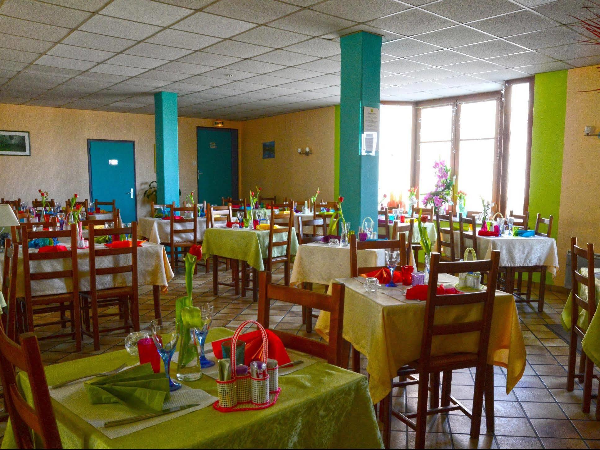 Hotel Des Cotes De Meuse Saint-Maurice-sous-les-Côtes Dış mekan fotoğraf
